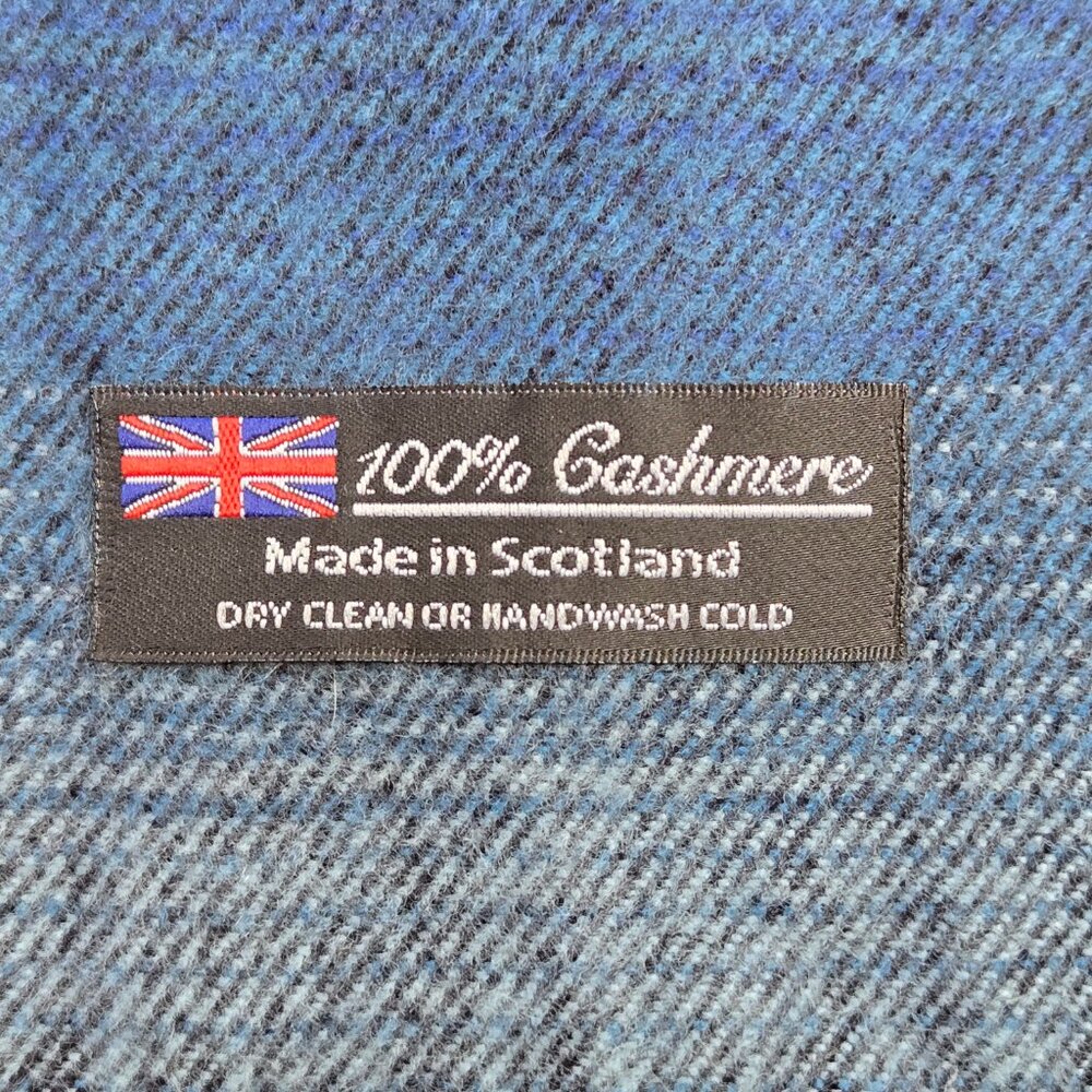 NWOT Blue Ombre Gradiated Cashmere Scarf with Fringe - Picture 4 of 8